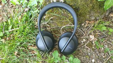 Test Bose Headphone 700