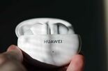 Huawei FreeBuds 5i reviewed by Journal du Geek