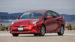 Toyota Prius liftback Review