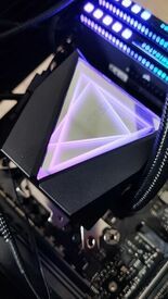 Test MSI MAG Coreliquid i240