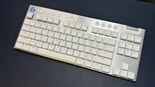 Test Logitech G915