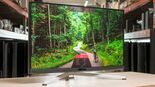 BenQ Mobiuz EX321UX Review